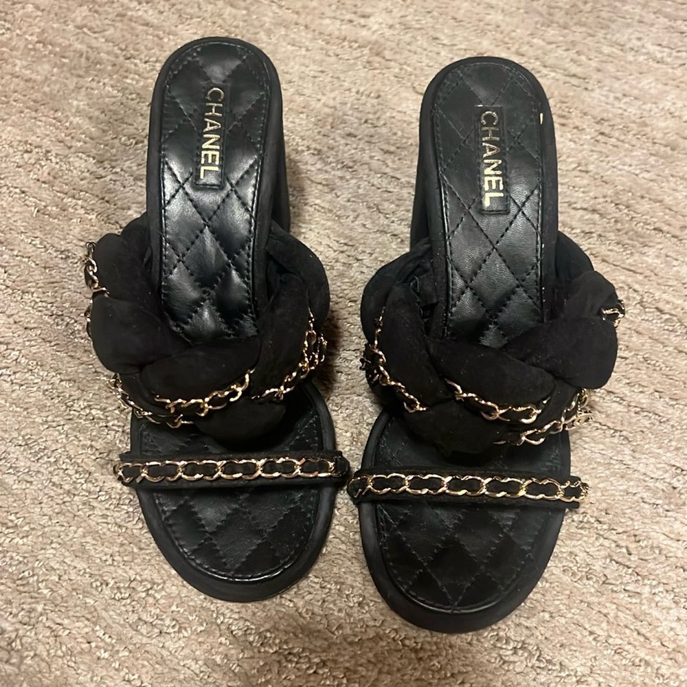 CHANEL HEELS